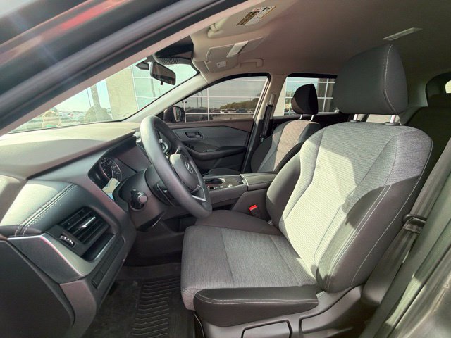 Used 2021 Nissan Rogue S FWD image 10