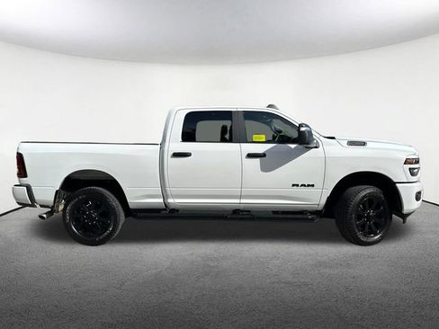 Certified 2025 RAM 2500 Big Horn AWD/4WD image 19