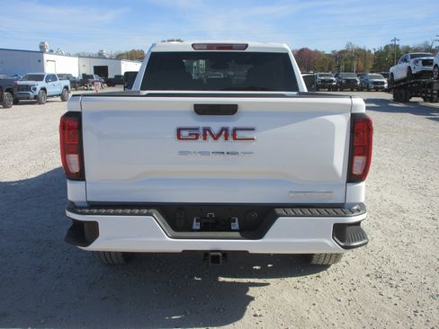 New 2026 GMC Sierra 1500 Elevation image 6