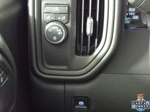 Certified 2025 Chevrolet Silverado 1500 W/T RWD image 17