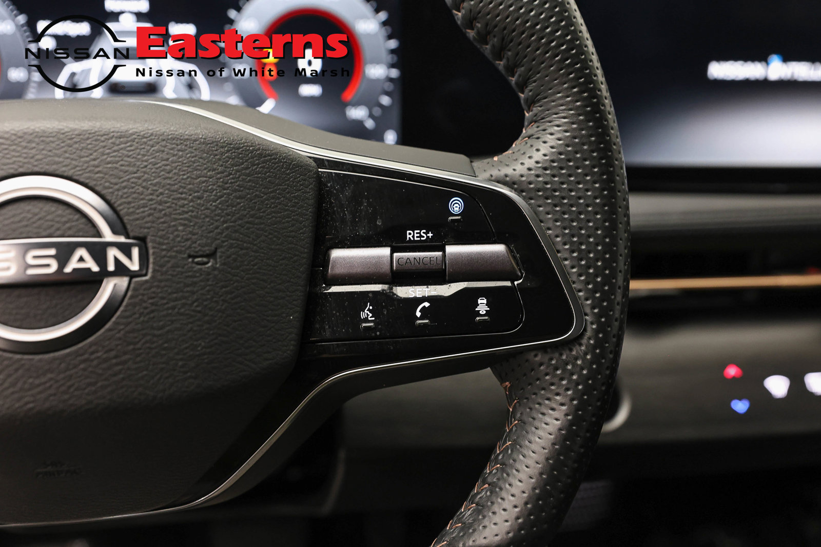 Used 2024 Nissan Ariya FWD image 16
