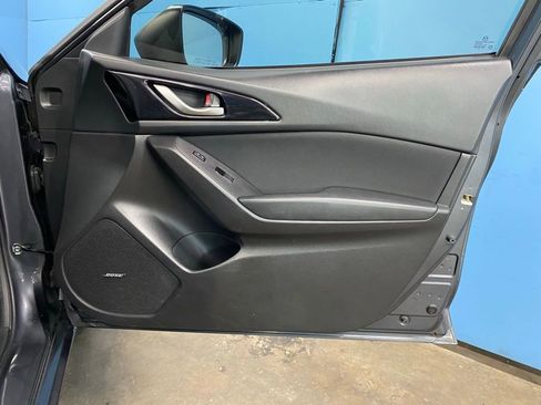 Used 2015 MAZDA MAZDA3 i Touring w/ Technology Package image 48