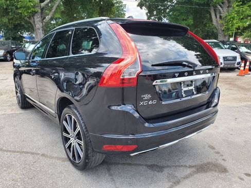 Used 2015 Volvo XC60 T5 Premier w/ Proximity Package FWD image 5