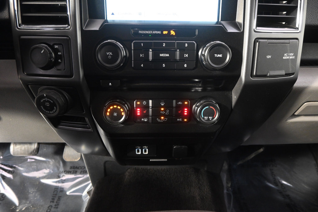 Used 2017 Ford F150 XLT w/ Equipment Group 302A Luxury AWD/4WD image 31