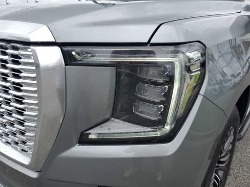 Used 2023 GMC Yukon XL Denali AWD/4WD image 20