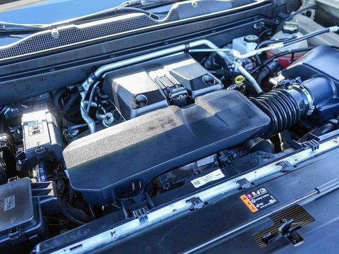 Used 2023 GMC Canyon AT4 w/ AT4 Premium Package image 26