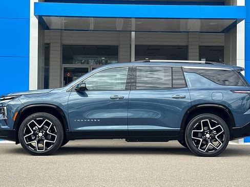 New 2026 Chevrolet Traverse High Country FWD image 12