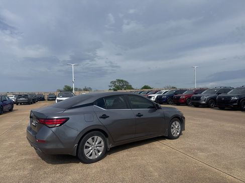 Used 2024 Nissan Sentra S image 23