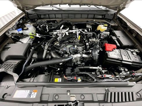 New 2025 Ford Bronco Big Bend w/ Black Diamond Package image 12