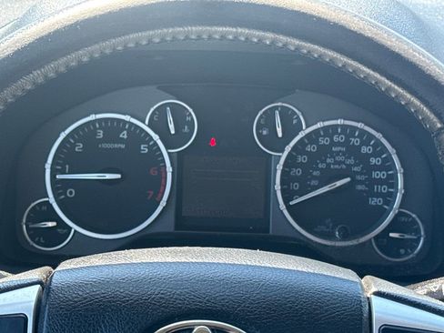 Used 2017 Toyota Tundra Platinum AWD/4WD image 17