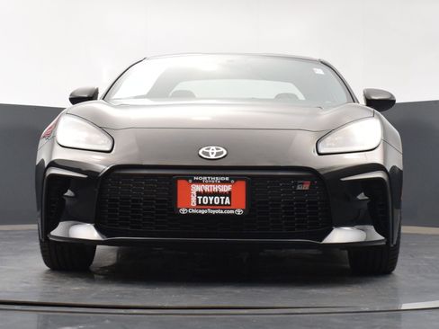 Used 2025 Toyota GR86 Premium w/ Performance Package image 31