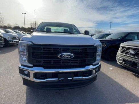 New 2026 Ford F250 XL w/ XL Chrome Package image 7