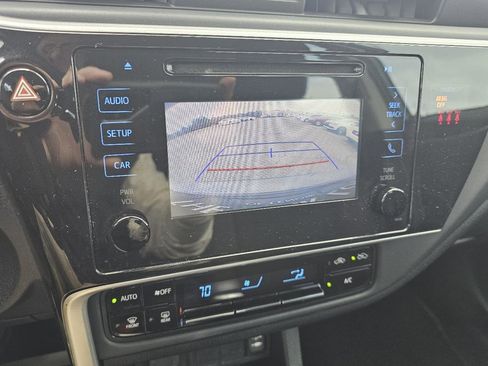 Used 2019 Toyota Corolla LE image 13