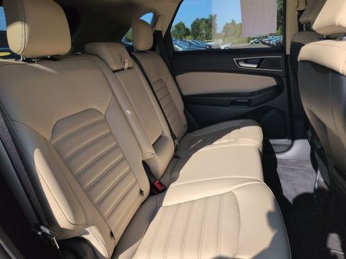 Certified 2024 Ford Edge SEL w/ Convenience Package AWD/4WD image 18