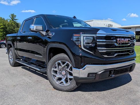 New 2026 GMC Sierra 1500 SLT w/ SLT Premium Package AWD/4WD image 1