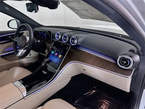 Certified 2025 Mercedes-Benz C 300 Sedan image 29