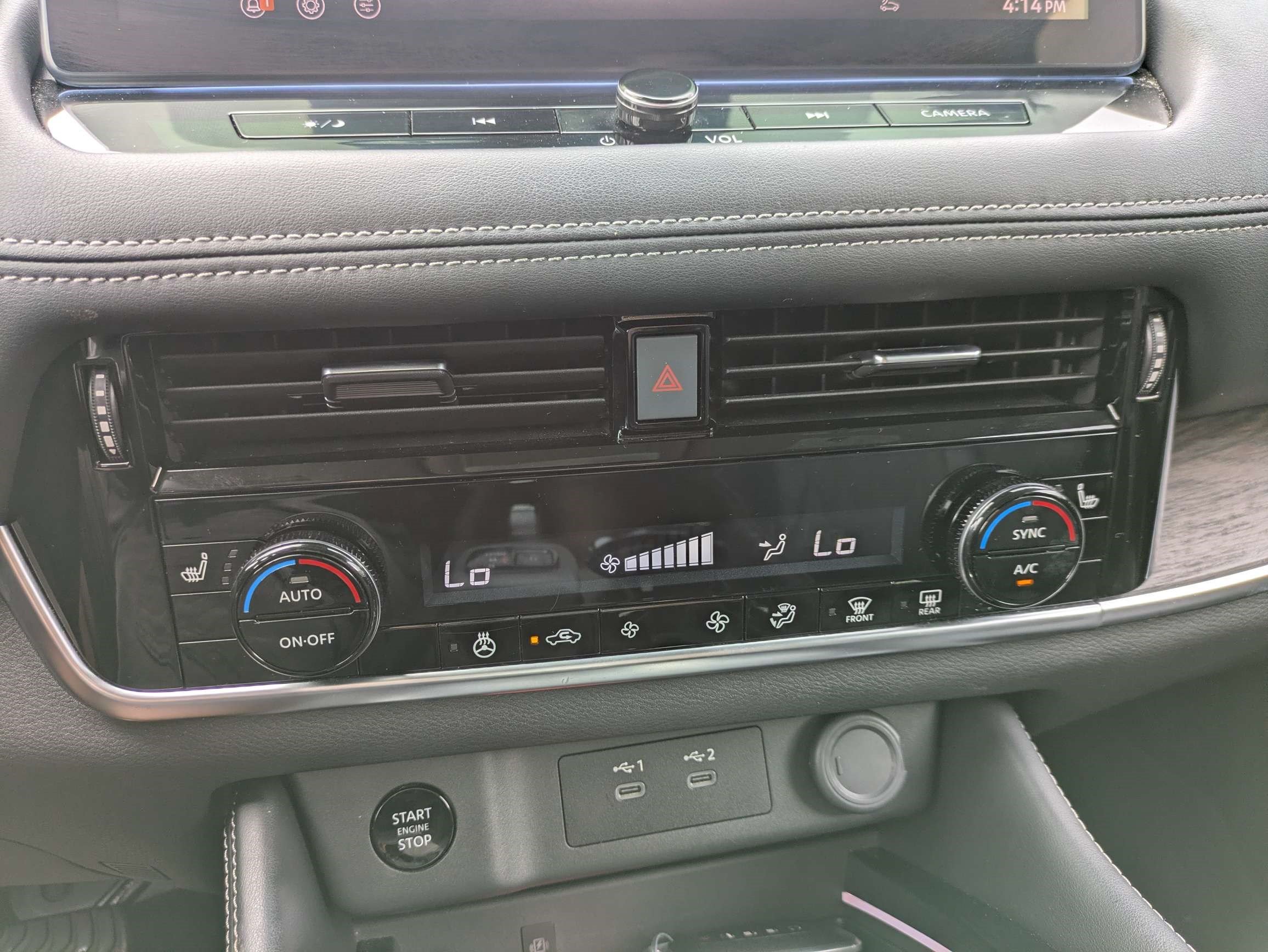 Used 2025 Nissan Rogue Platinum FWD image 32