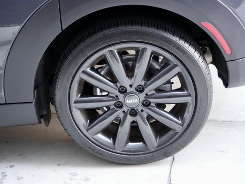 Used 2020 MINI Cooper S image 6