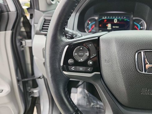 Certified 2022 Honda Pilot Touring image 20