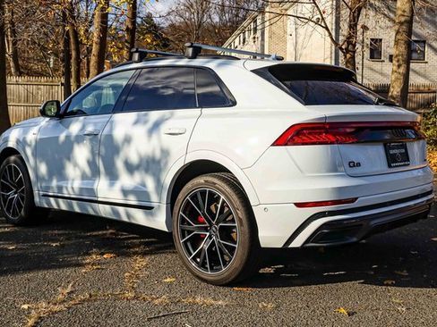 Used 2022 Audi Q8 Premium Plus image 4