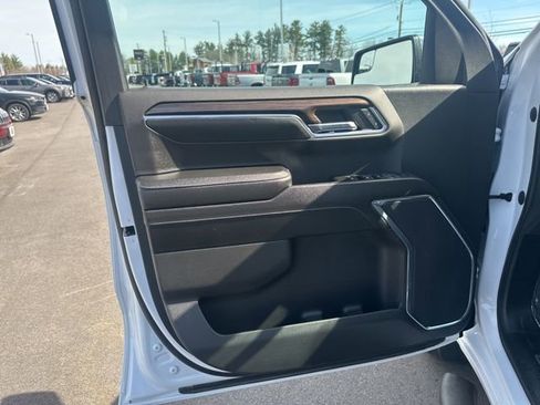 Used 2023 Chevrolet Silverado 1500 LT image 19