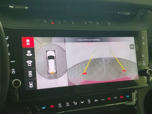 New 2026 Jeep Grand Cherokee L Limited AWD/4WD image 19