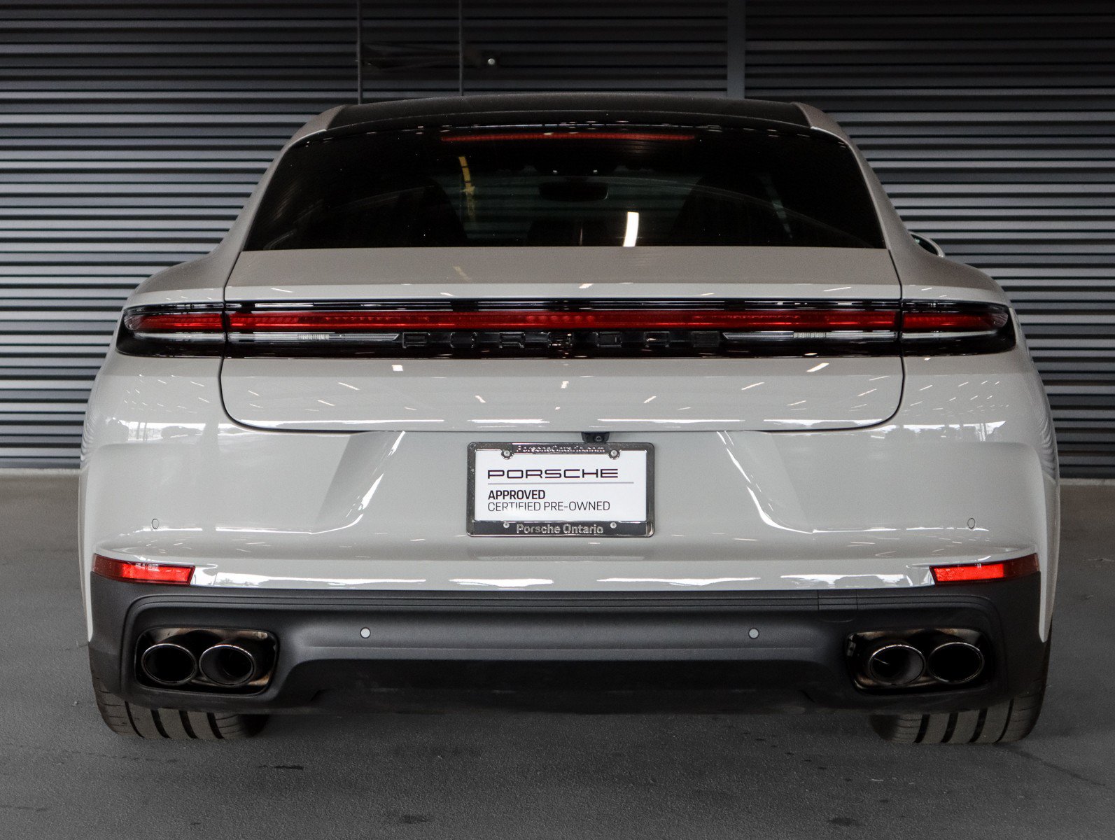 Certified 2024 Porsche Panamera RWD image 9