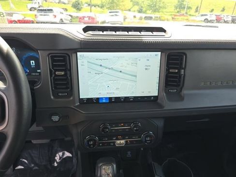 Used 2025 Ford Bronco Badlands AWD/4WD image 19