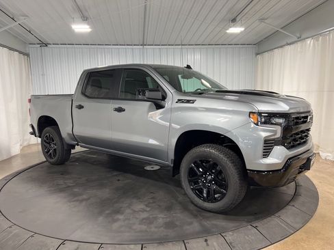 New 2026 Chevrolet Silverado 1500 LT Trail Boss w/ Dark Appearance Package image 11