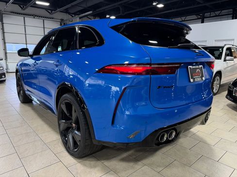 Used 2023 Jaguar F-PACE SVR AWD/4WD image 4