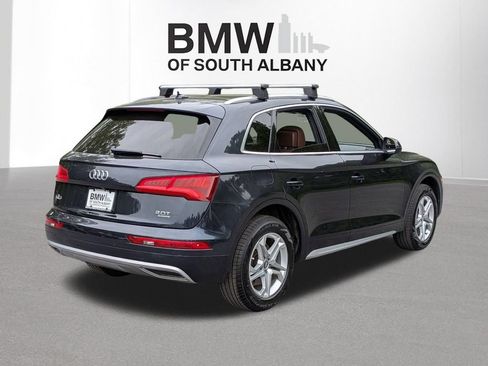 Used 2018 Audi Q5 2.0T Premium Plus w/ Premium Plus Package AWD/4WD image 6