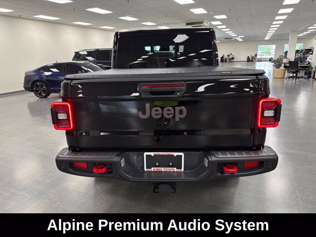 Used 2024 Jeep Gladiator Rubicon AWD/4WD image 6