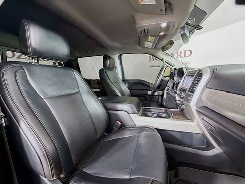 Used 2019 Ford F250 Lariat w/ Chrome Package AWD/4WD image 34