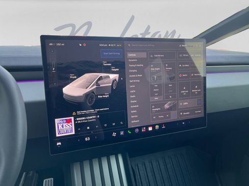 Used 2024 Tesla Cybertruck Cyberbeast AWD/4WD image 20