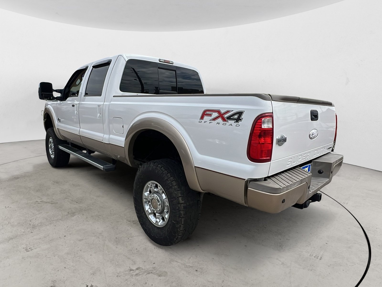 Used 2012 Ford F250 King Ranch w/ King Ranch w/Chrome Pkg AWD/4WD image 4