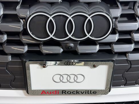 Used 2025 Audi Q5 Premium w/ Convenience Package AWD/4WD image 27