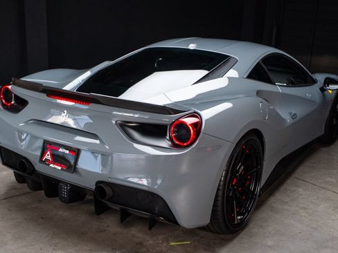 Used 2016 Ferrari 488 GTB RWD image 23