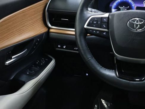 Used 2024 Toyota Grand Highlander Platinum image 88