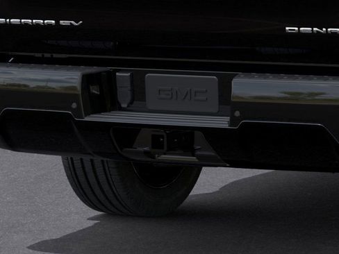 New 2026 GMC Sierra EV Denali AWD/4WD image 14
