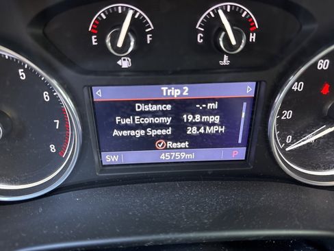 Used 2021 Buick Enclave Essence w/ Sport Touring Edition image 8