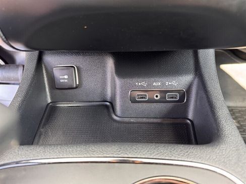 Used 2018 Dodge Durango GT AWD/4WD image 21