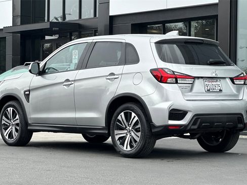 Used 2025 Mitsubishi Outlander Sport ES image 8