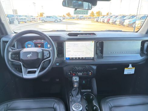 New 2025 Ford Bronco Big Bend w/ Black Diamond Package image 12