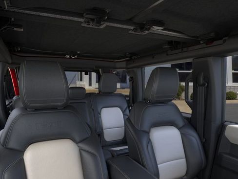New 2026 Ford Bronco Outer Banks image 12
