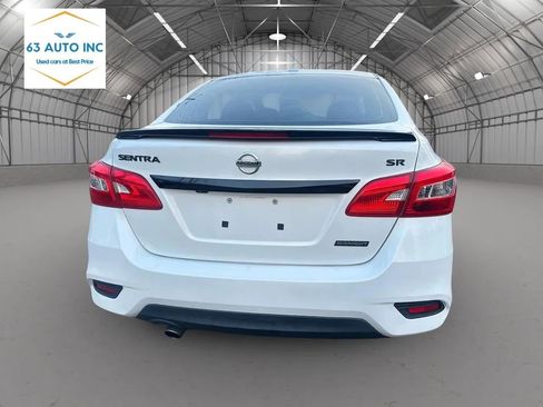 Used 2018 Nissan Sentra SR w/ SR Midnight Edition Package FWD image 5