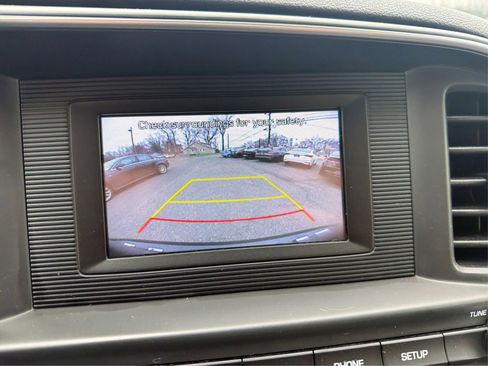 Used 2019 Hyundai Elantra SE FWD image 26