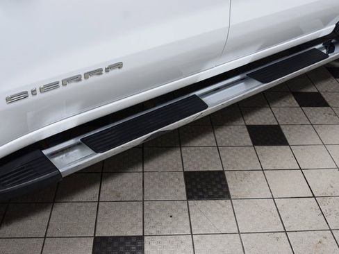 Used 2023 GMC Sierra 1500 SLT w/ SLT Premium Package image 30