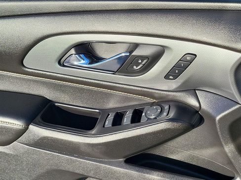 Used 2019 Chevrolet Traverse Premier w/ Driver Confidence II Package image 15