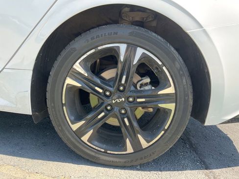 Used 2022 Kia K5 GT-Line image 10