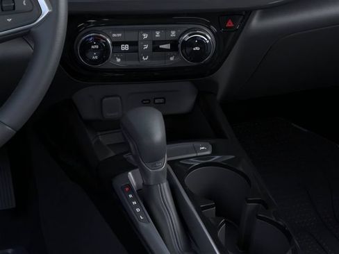 New 2026 Chevrolet Trax ACTIV w/ Sunroof Package FWD image 23